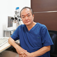 先進会眼科のICL執刀医